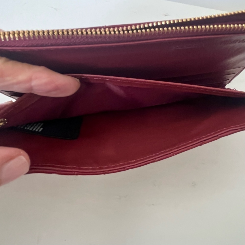 NWT Studio Badgley Mischka Wine Quilted Long Cards Wallet Vegan Leather - Picture 6 of 7